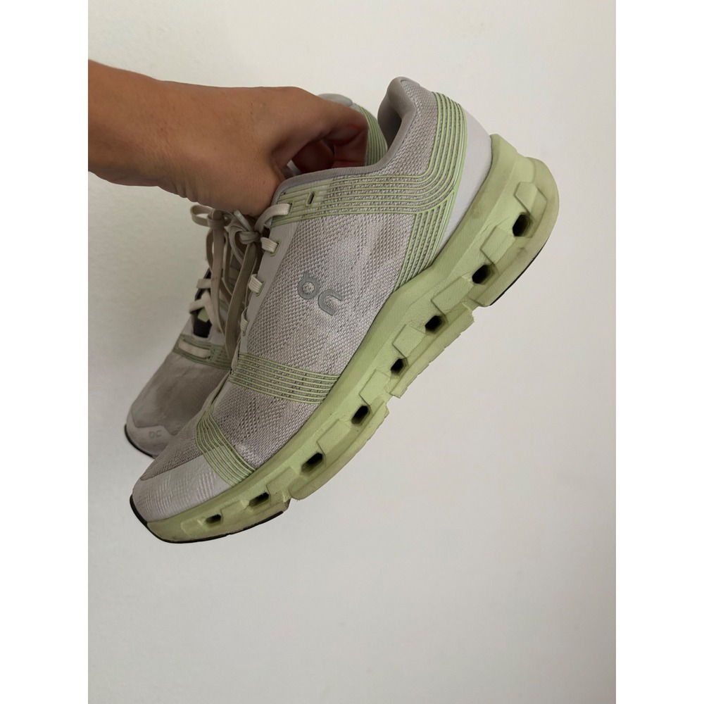 On Cloudstratus Womens Running Shoes Grey Lime Green 55.98624 Size 9